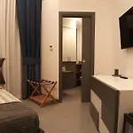 Tito's Panzió Nápoly